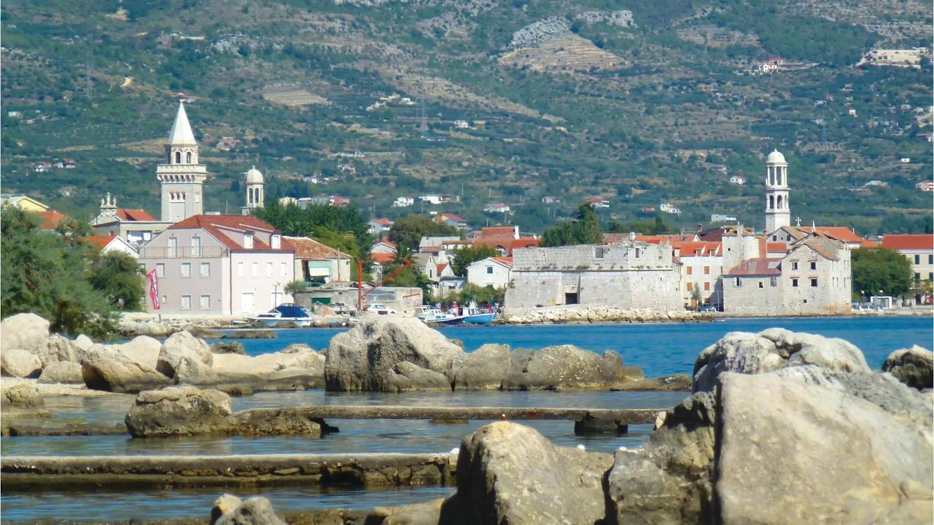 Gorgeous Home In Kastel Stafilic With Wifi