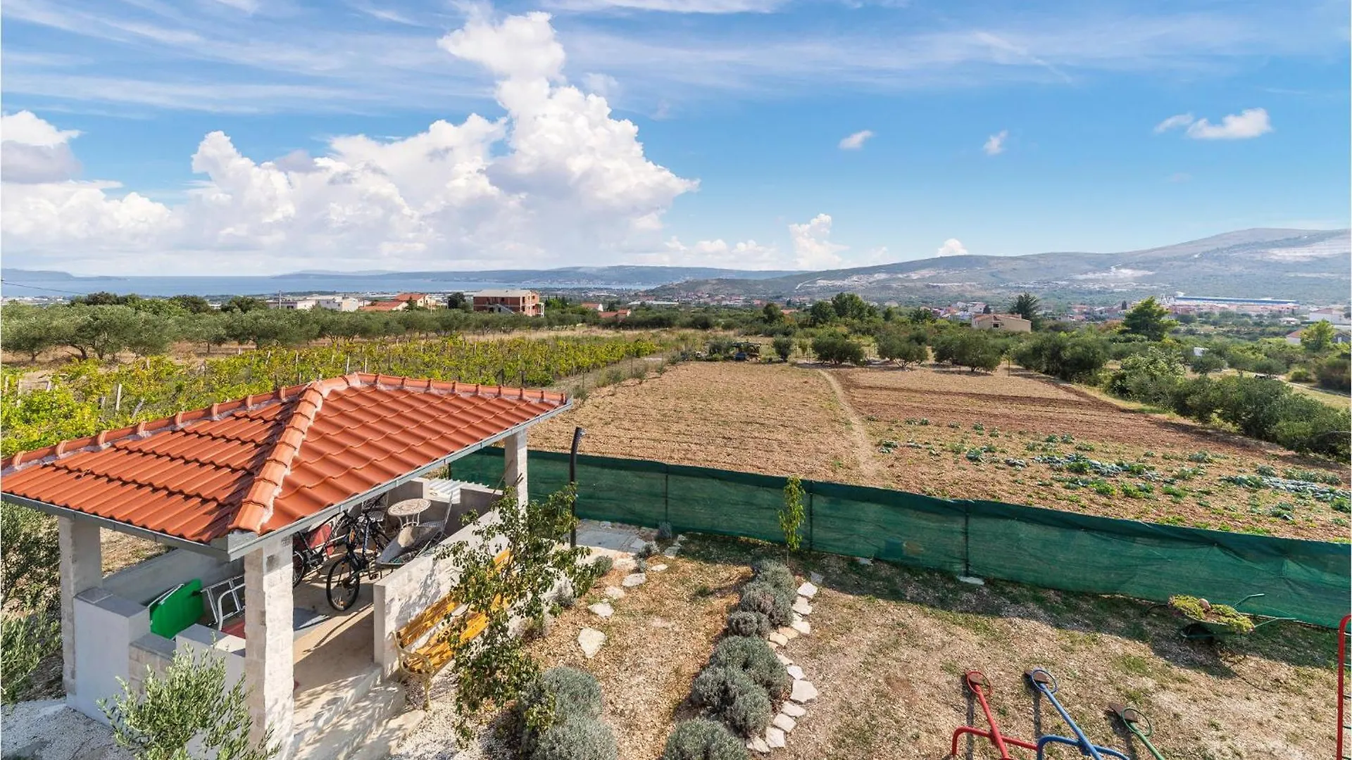 Gorgeous Home In Kastel Stafilic With Wifi 0*,