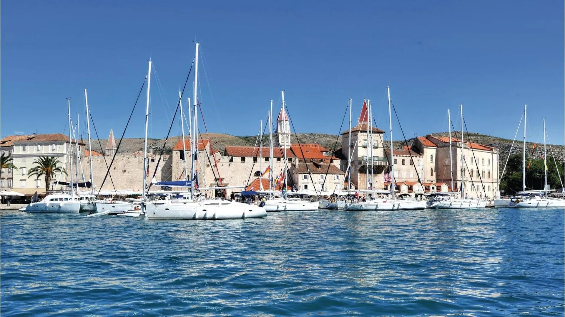 Dom wakacyjny Gorgeous Home In Kastel Stafilic With Wifi