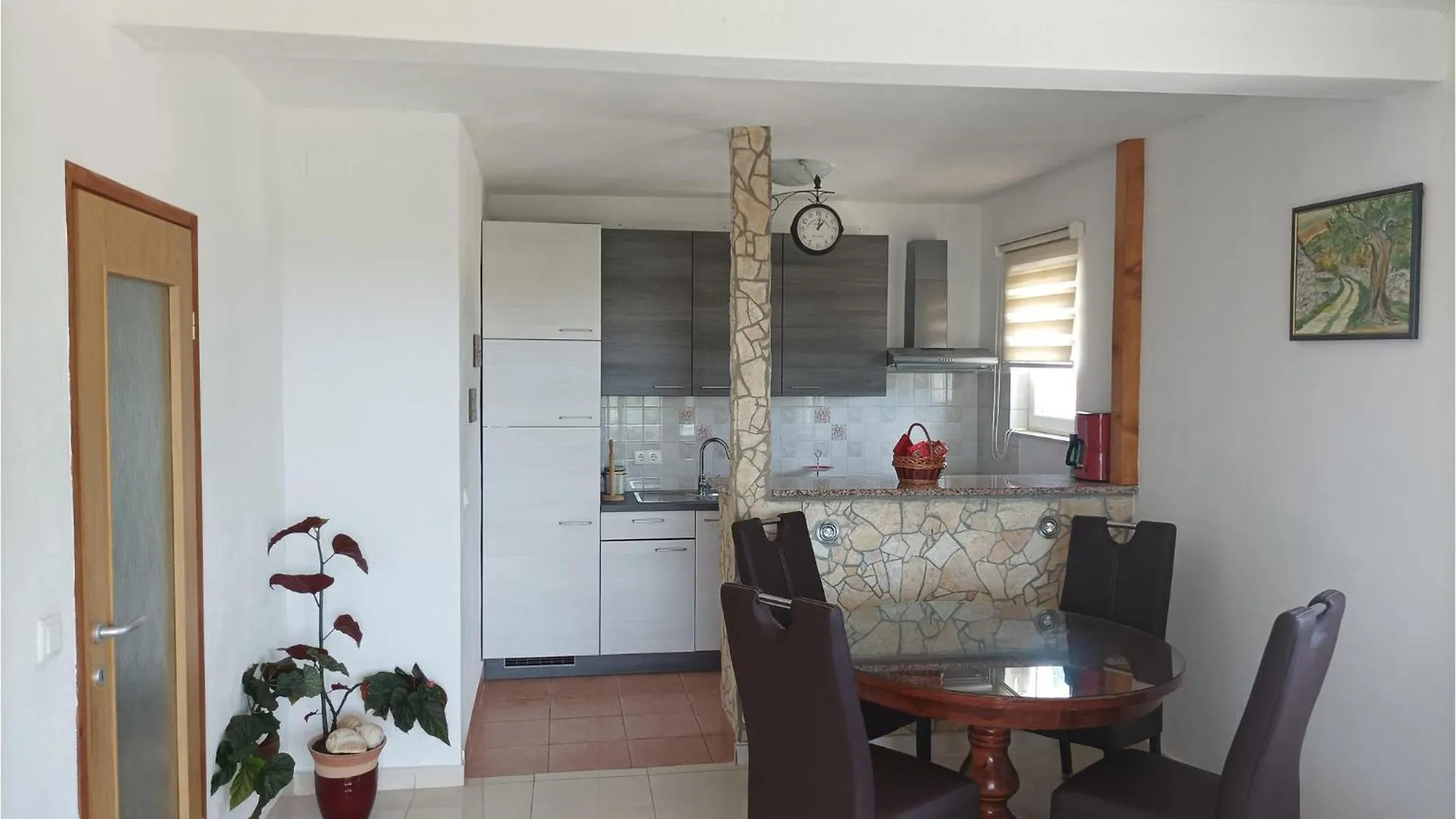 Gorgeous Home In Kastel Stafilic With Wifi 0*,  Croatia